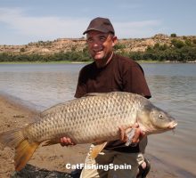 Carp fishing in Ebro